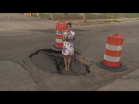 Residents call for action after two sinkholes show up in Mid-City