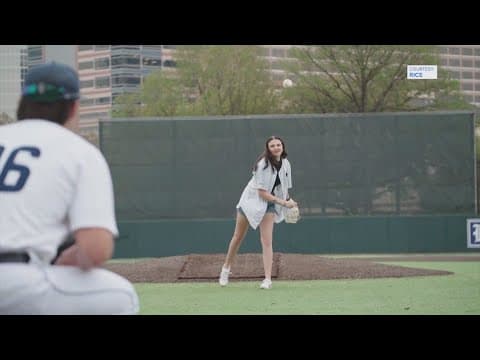 Teen battling Marfan syndrome throws first pitch at Rice University baseball game