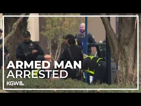 Man arrested after running off with gun during traffic stop