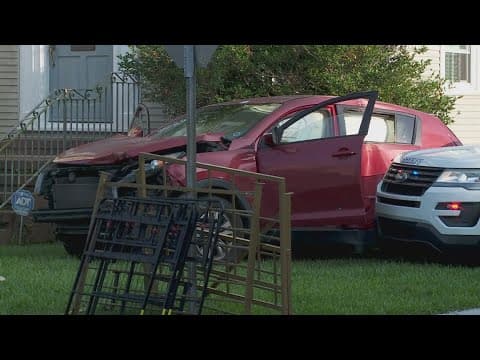 2 arrested after stolen vehicle chase from Jefferson Parish to New Orleans ends in crash