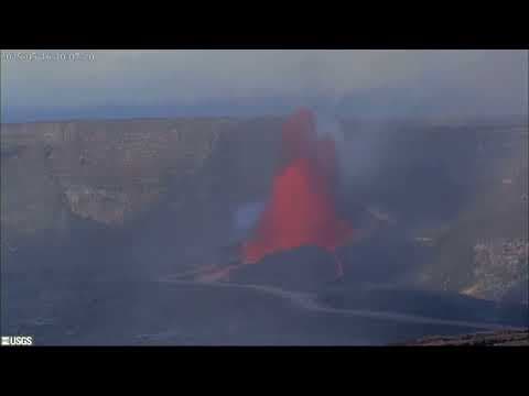 Hawaii's Kilauea volcano sends up lava fountain in latest eruption episode