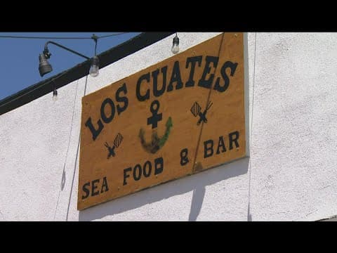 Los Cuates Seafood and Bar