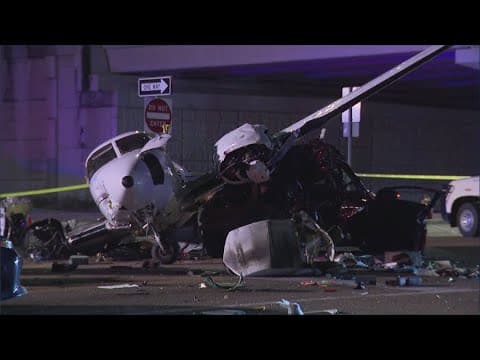 4 injured after plane crashes into 3 cars on highway in Victoria, Texas