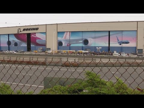 Boeing workers to vote on new contract that could end strike