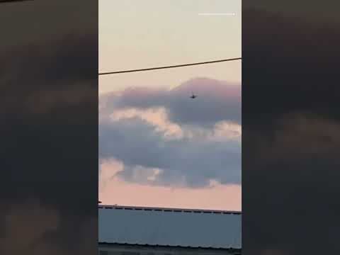 Video captures plane falling from sky before crashing into Newberg home