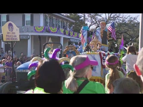 Police and EMS Heroes float in Krewe of Endymion
