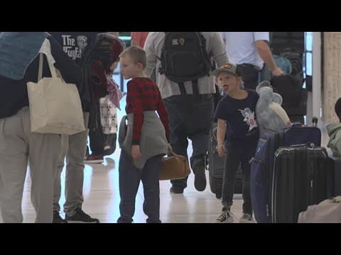 Bad weather causing chaos for Presidents Day travelers