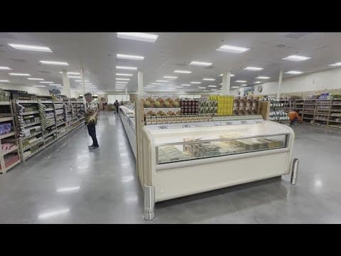 Poway welcomes a new Trader Joe’s, just in time for Halloween!