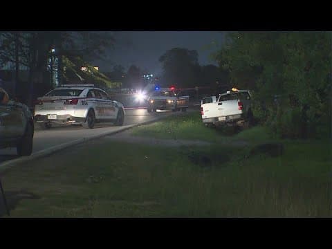 Driver in critical condition after road rage shooting in east Harris Co.