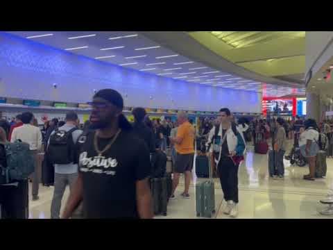 Long lines at John Glenn Columbus International Airport as widespread tech issues affect flights