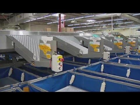 USPS gets new sorting machines ahead of holidays
