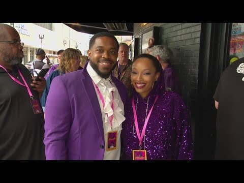 Fans mark 40 years since 'Purple Rain' in Minneapolis, MN