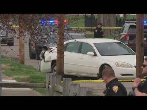 Men questioned after 2 explosives found in crashed Newark car