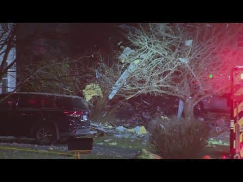 One firefighter dead, multiple people injured in house explosion