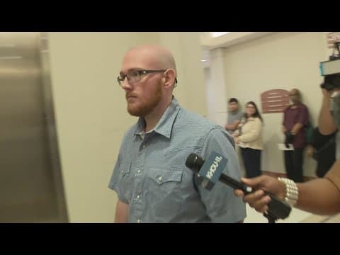 Ex-Houston cop in court on indecency charges