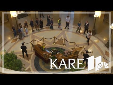 Minnesotans pay respect to Hortmans as they lie in state