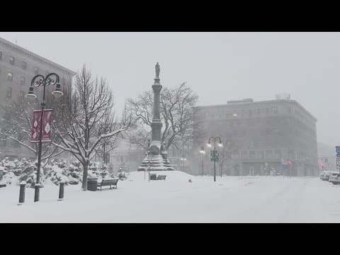 Lake effect snow blankets the Great Lakes
