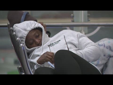 'Canceled again' | Passengers stranded as DCA closes runways for snow removal