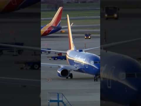 Southwest plane turns around after takeoff