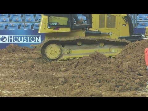 Dirt, dirt and more dirt | RodeoHouston hauls in thousands of cubic feet of dirt to prep NRG Stadium