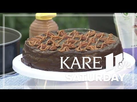 RECIPE: Low-To-No Sugar Turtle Brownie Cheesecake