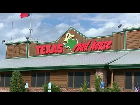 Texas Roadhouse overtakes Olive Garden as largest casual dining chain in U.S.