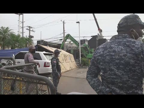 Number of dead in a roof collapse at a nightclub in Dominican Republic rises to 218