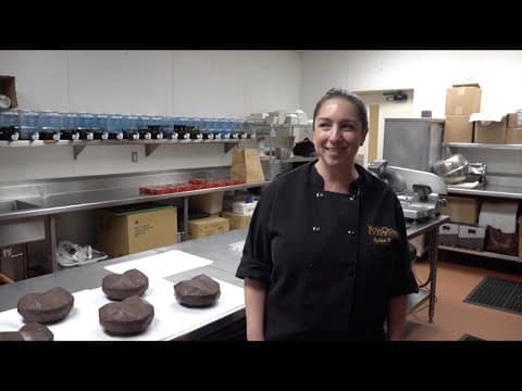 La Jolla chocolatier makes Grammys chocolates for Clive Davis' party