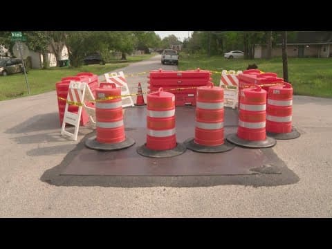 Residents in southeast Houston neighborhood say street cave-in has grown for months