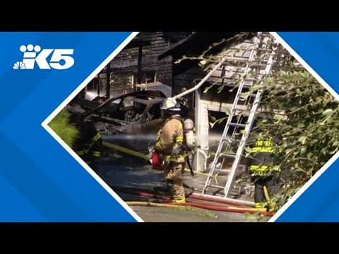 2 firefighters injured while battling house fires in Everett
