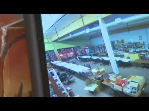 Burglars resort to driving into Renton storefronts ahead of the holidays