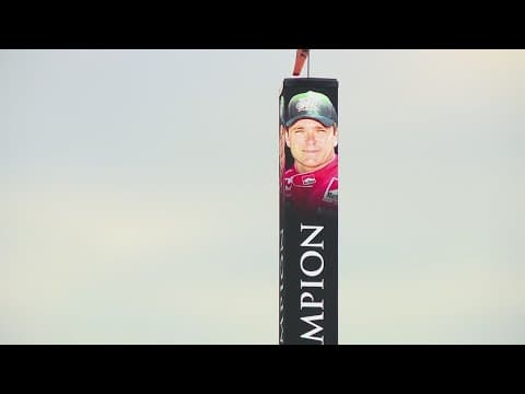 Gil de Ferran honored with IMS pylon tribute