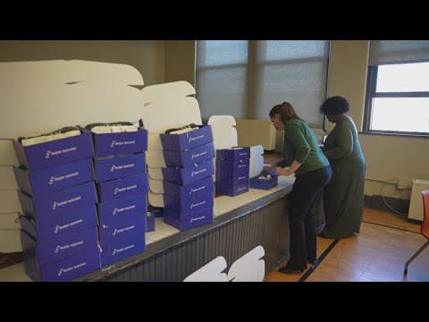 Marian University staff prepares kits with winter essentials for Friendsgiving Campaign