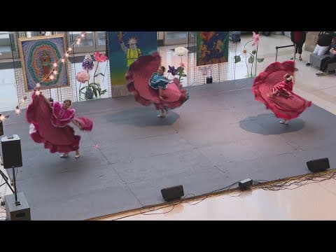 Indiana State Museum hosts 2nd annual Mariachi and Folklore Festival