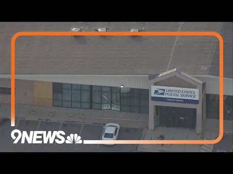 Car crashes into Boulder post office Monday afternoon