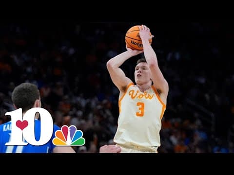 Vols celebrate after beating Creighton in the Sweet 16