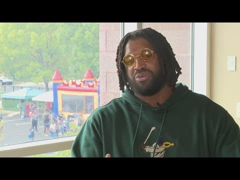 One-on-one with the Commanders' Deatrich Wise Jr.