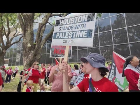 Hundreds protest outside Israeli Consulate in Houston