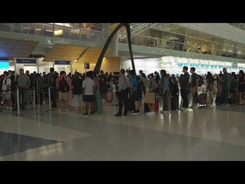 Lines build at DFW International Airport ahead of busy travel week